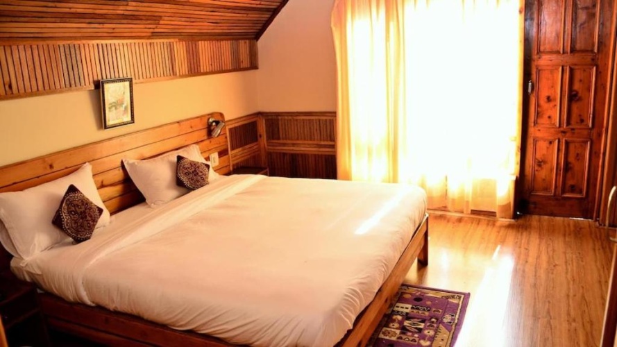 Deluxe Single room with balcony