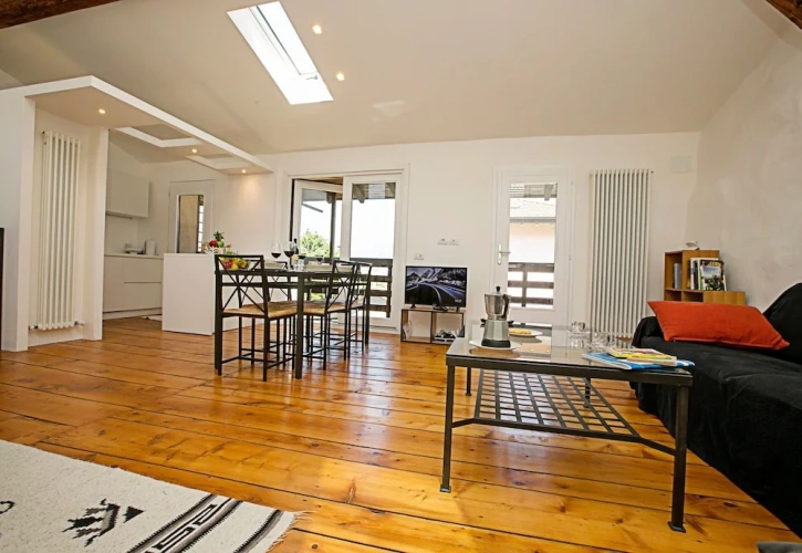 3 Bedrooms Standard Family room