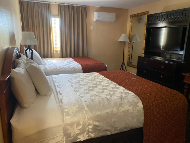 Lemon Tree Hotel & Suites Anaheim