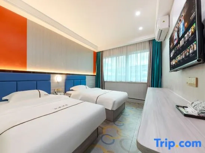 Standard Twin Family room