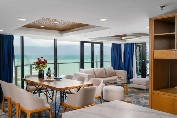 Sala Danang Beach Hotel