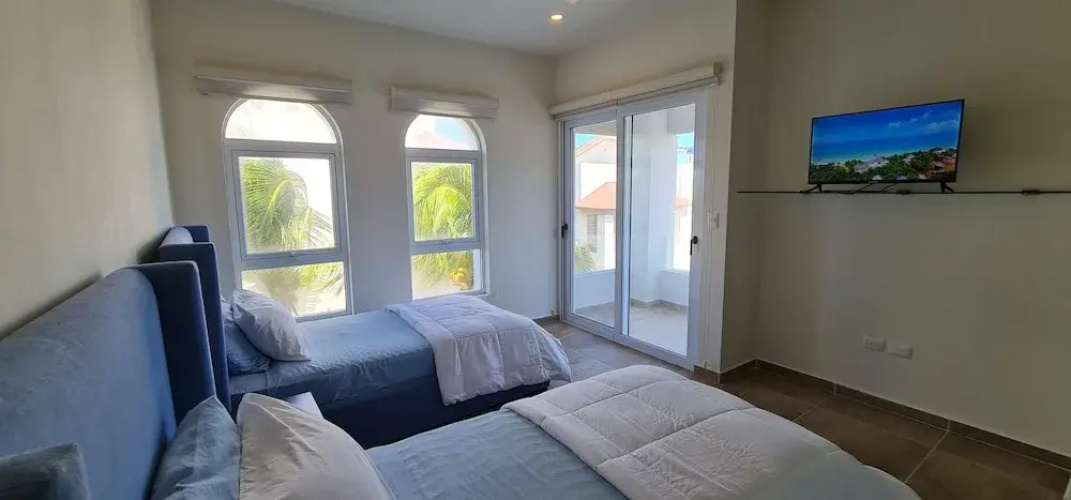 CASA REYES Stunning Rooftop Oceanview