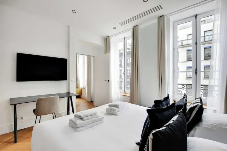 Stunning Apartment - 2br/6p - Madeleine