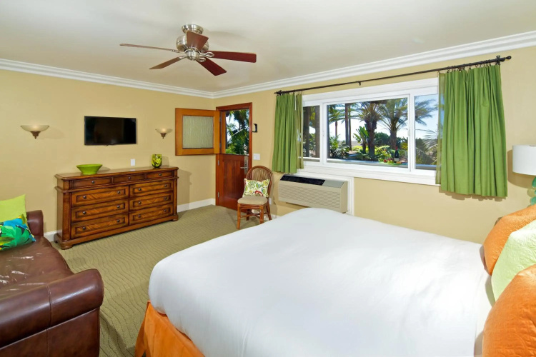 Ocean Palms Beach Resort