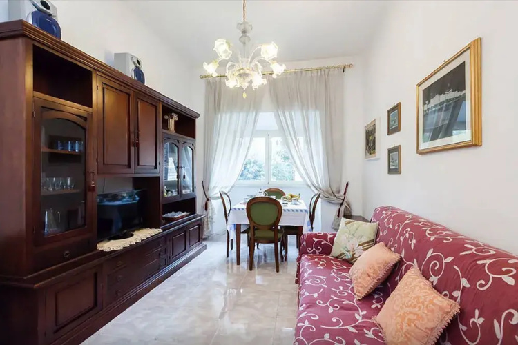 Caterina Embassy Apartment