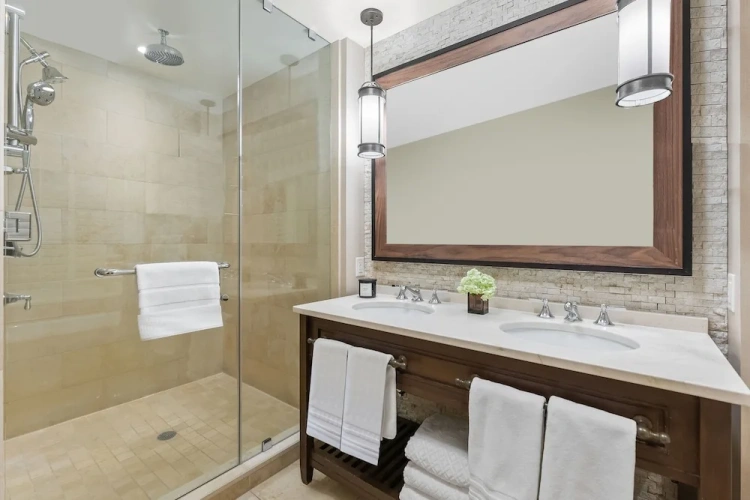 Executive Double Suite with balcony and with view