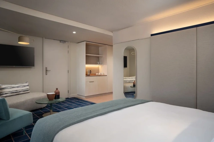 Luxury room