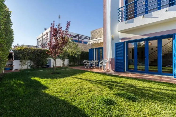 3 Bedrooms Double Cottage