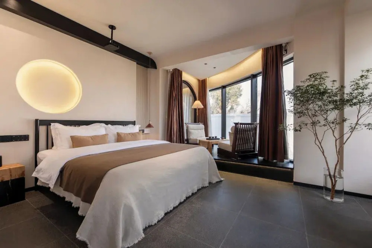 Anyu Aranya Collection Sea View Resort Hotel
