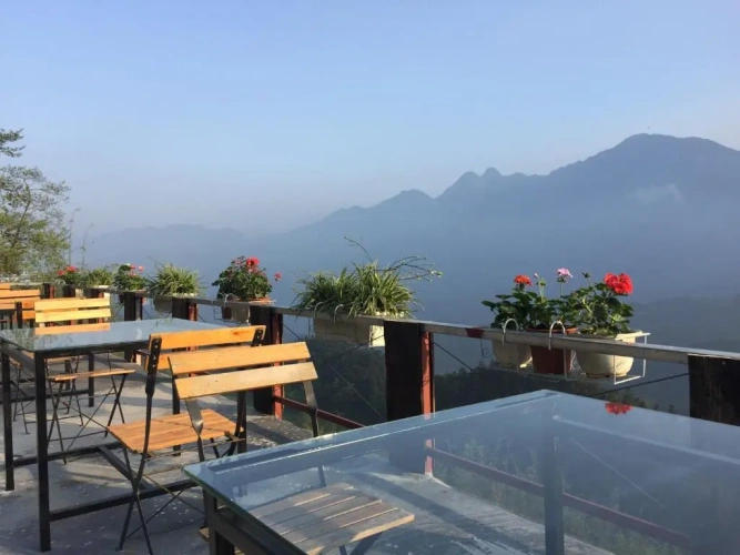 Standard Double room with mountain view