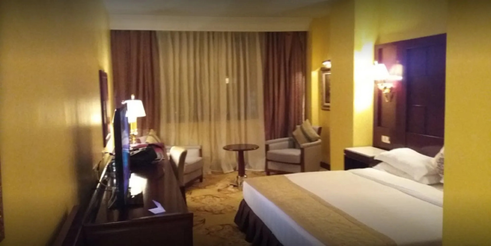 Oasis Hotel