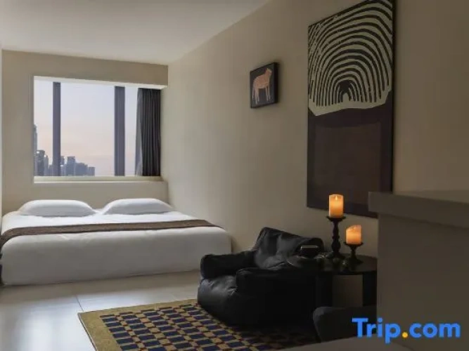 Standard Double room with city view