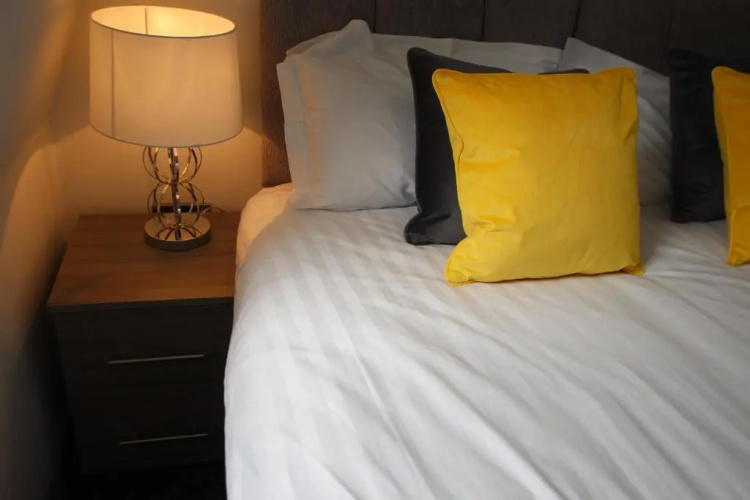 Halifax House, Studio Apartment 214