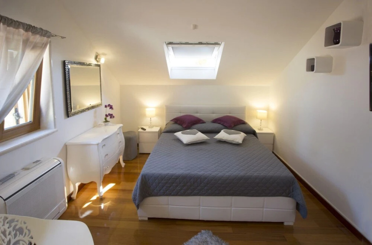 Luxury 5* Seaview Villa With 3 Rooms in Split, With Private Pool, Encl