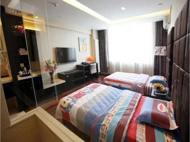 Beijing Hongweiyijia Hotel