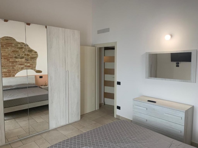 3 Bedrooms Apartment