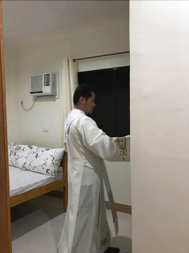 Charlina Rooms for Rent
