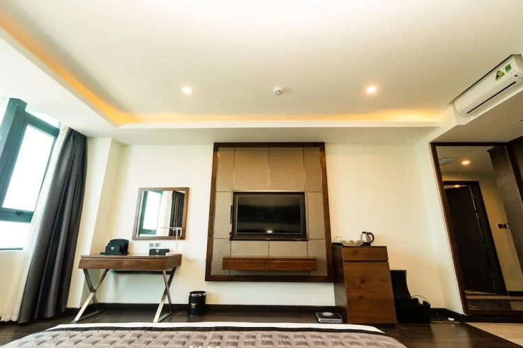 Royal Double room with city view