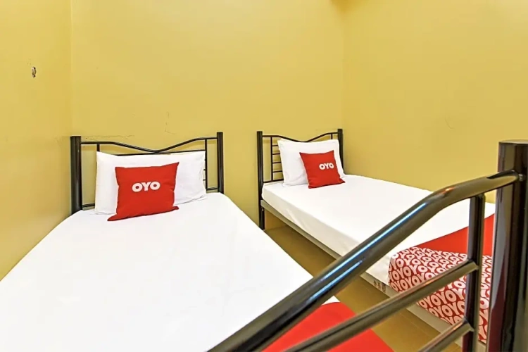 Quadruple Family Suite