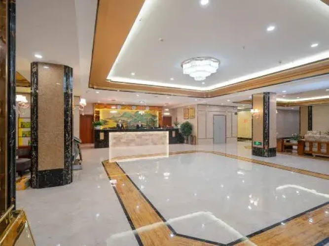Champs Hotel