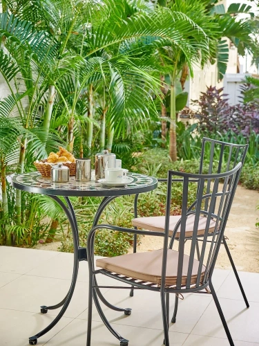 1 Bedroom Suite with garden view
