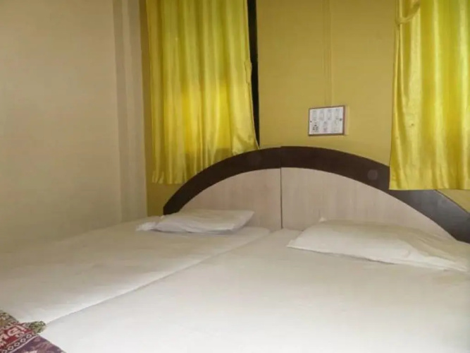 Geeta Lodge