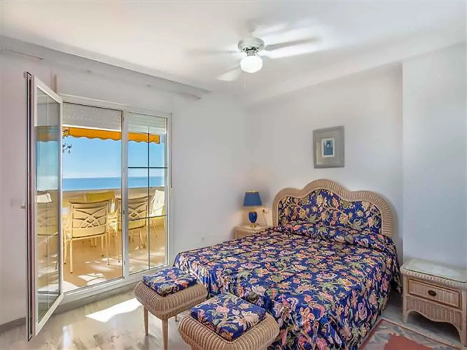 Las Mimosas Apartment