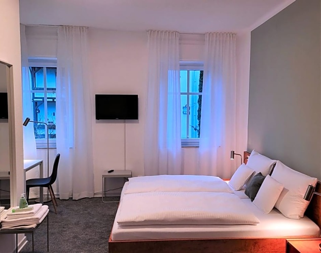 Standard Double room with view