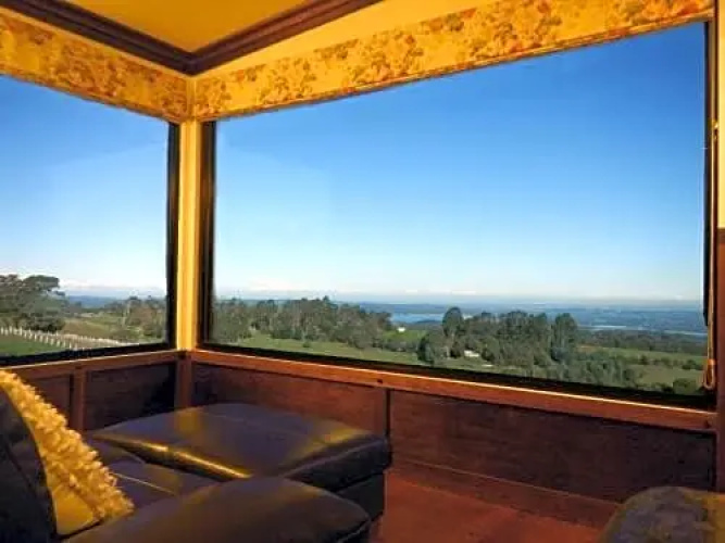 A Cottage with a View at Tudor Ridge