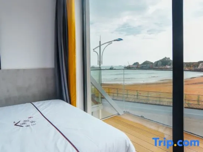 Standard Double room with view