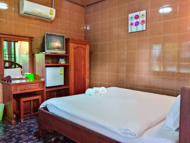 Petchpailin Resort