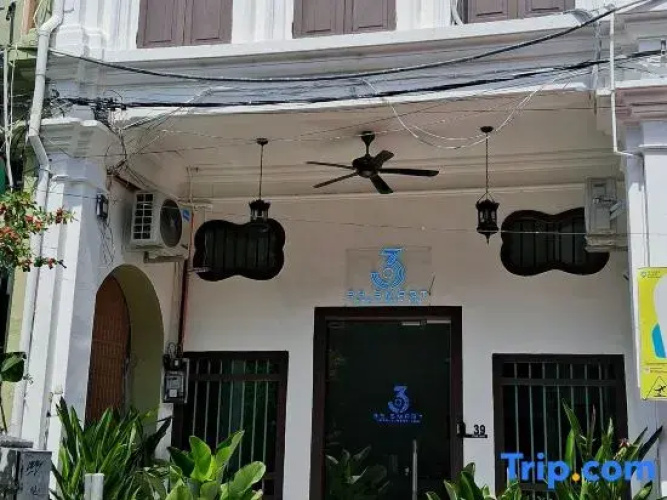 39 Love Lane - Smart Intelligent Inn