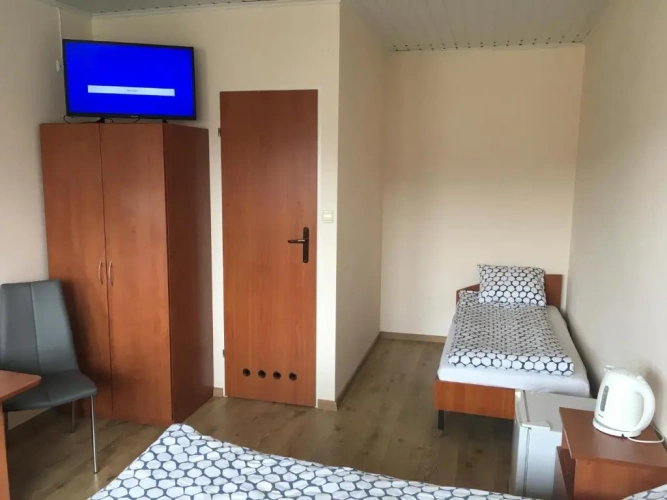 Standard Triple room