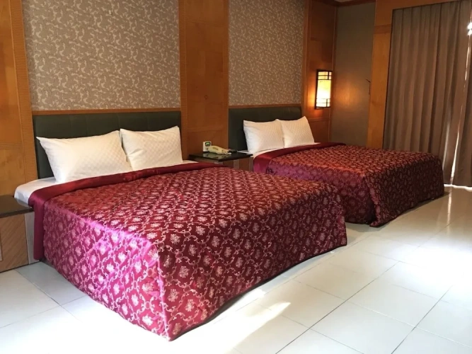 Business Quadruple room