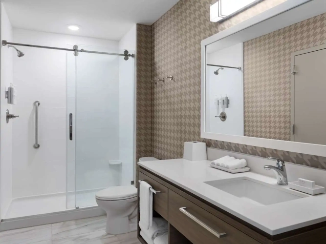 Quadruple Suite