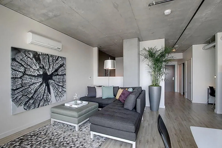 Ferris Wheel Waterfront Apartments By Barsala
