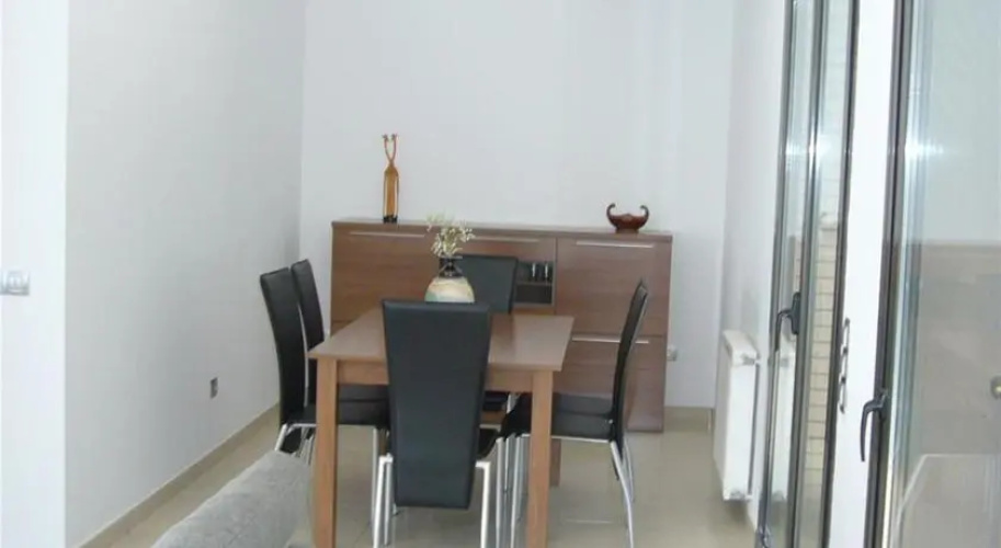Agi Ginjolers Villa