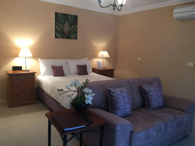 Oyster Cove Chalet