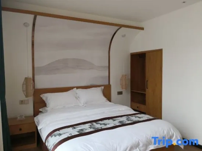 Superior Double room with city view