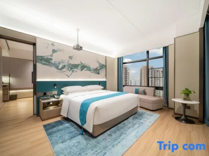 1 Bedroom Executive Suite with city view