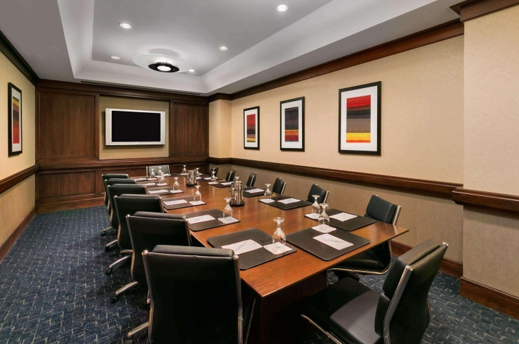 Embassy Suites by Hilton Chicago North Shore Deerfield photo 15