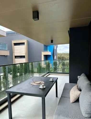 3 Bedrooms Luxury Apartment with courtyard view