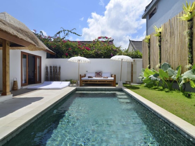 3 Bedrooms Villa