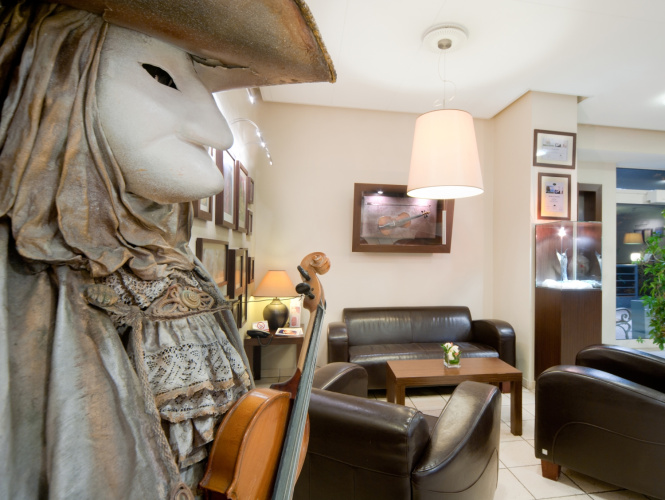 Vivaldi Hotel