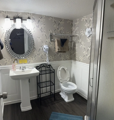 Economy room