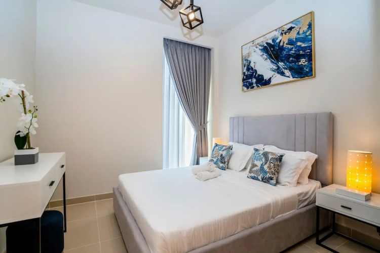 Tanin - Breathtaking Panoramic Canal Views From Balcony