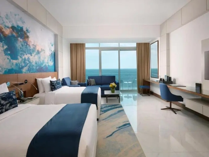 Deluxe Twin room with balcony