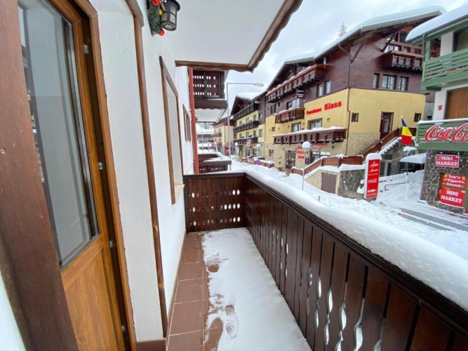 Standard Triple room with balcony