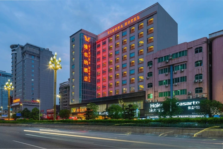 Vienna Hotel Dongguan Changping Avenue