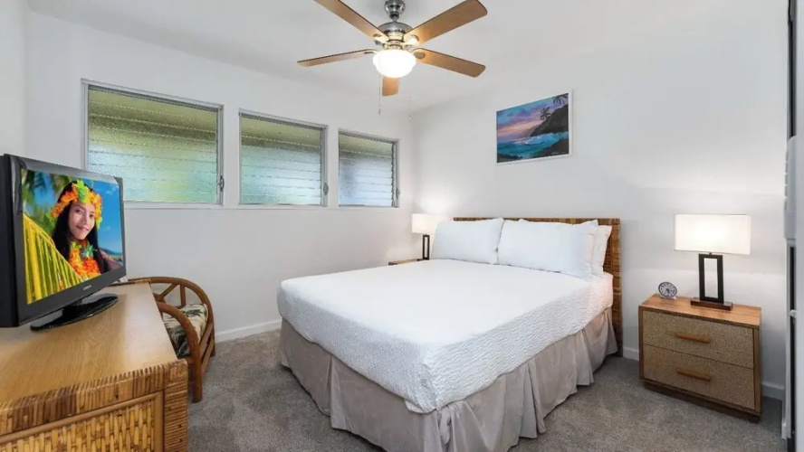 Updated Top Floor - Ocean View - Pool! - Vrkcv